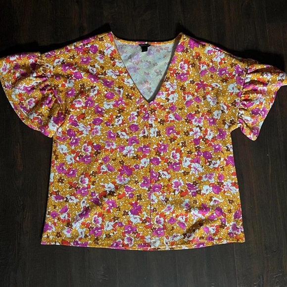 Ann Taylor Floral V-Neck Blouse - Picture 2 of 5